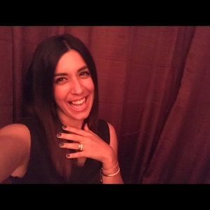 Meet your Posher, Dila